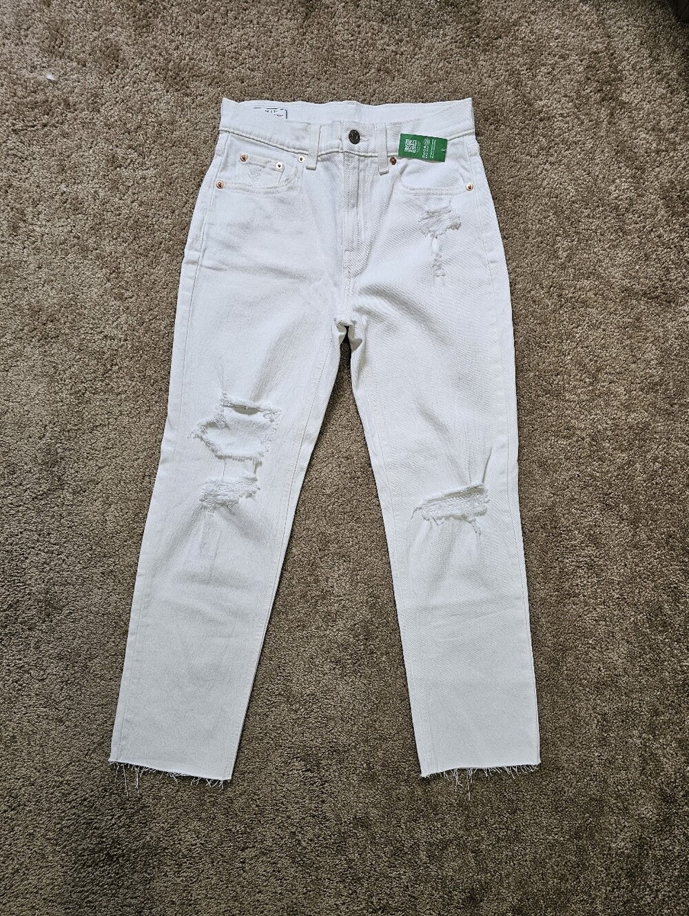 GAP Women's High-Rise Ivory Straight Leg Jeans - Picture 3 of 13